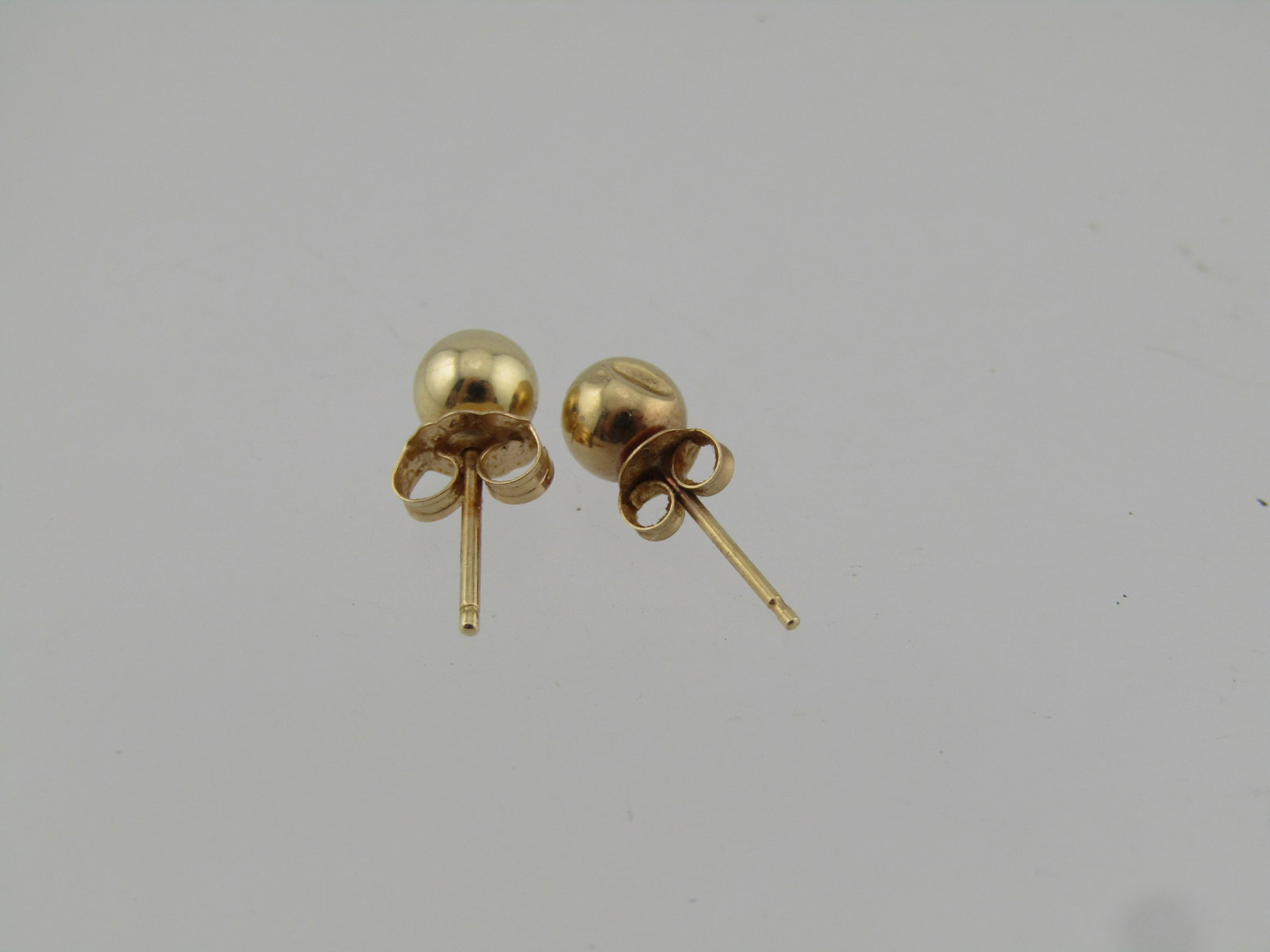Vintage 14kt 4.5mm Ball Stud Earrings, Pierced, 1960's.-1970's - 5