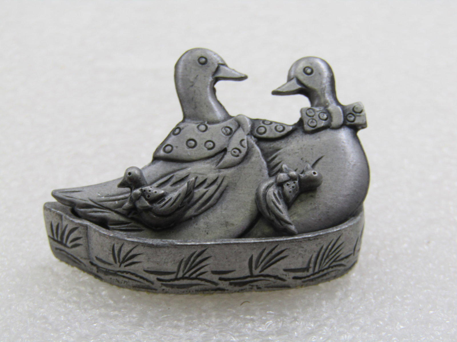 Vintage Pewter Duck Earrings & Necklace Set in Duck Trinket Box, Signed Torino - 4