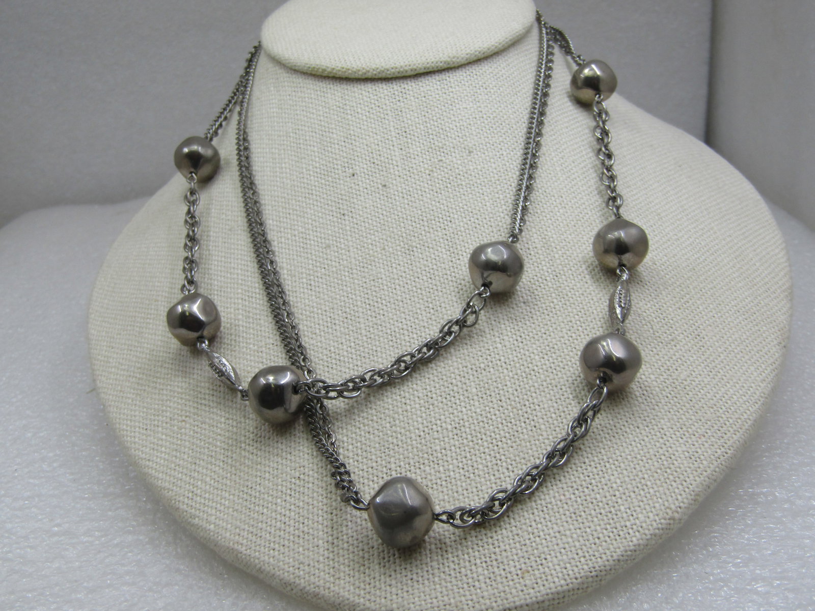 Vintage Double Strand Chunky Beaded Necklace, 34", 1960's-1970's - 3