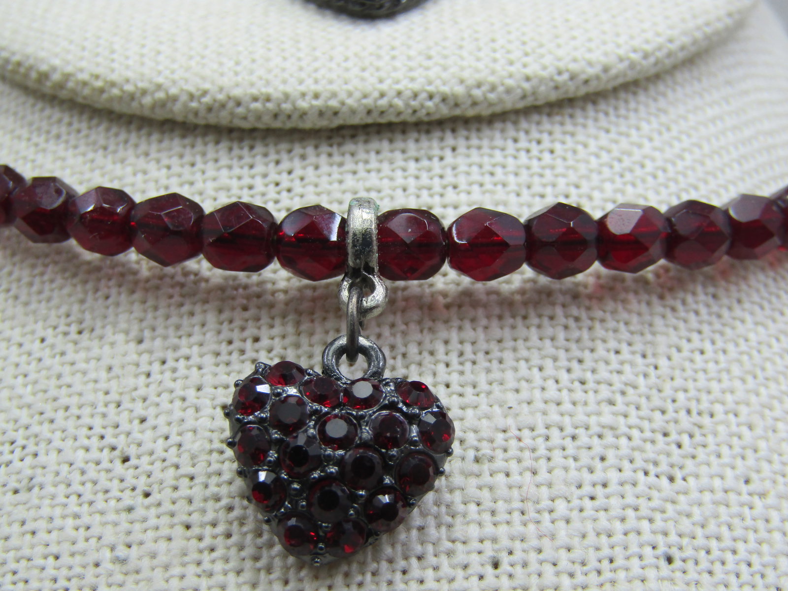 Vintage Red Faceted Beaded Necklace & Earrings Set - 3