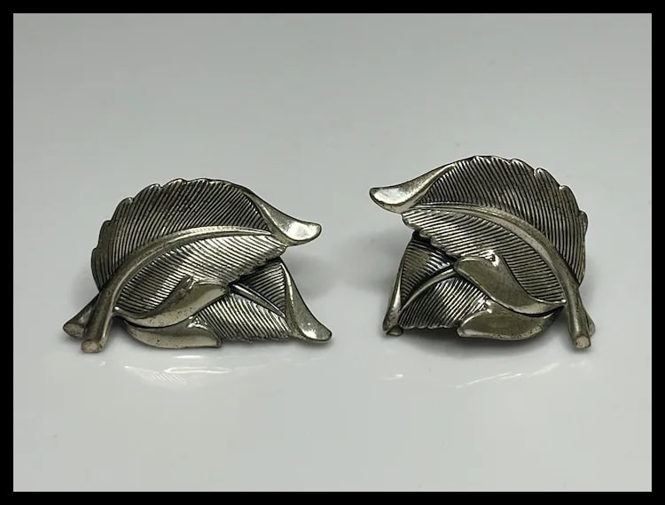 Vintage Jewel Art Sterling Silver Leaf Screw Back Earrings - 2