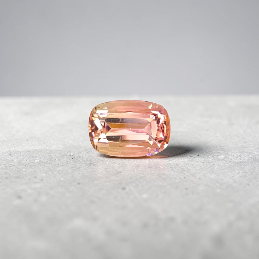 Peach Tourmaline Ring Stone, Natural Tourmaline Gemstone For Jewelry: Title: Peach Tourmaline Ring Stone, Natural Tourmaline Gemstone For Jewelry Description: Dimensions (mm) 11 x 7 x 6 mm Weight (cts) 3.7 Cushion Colours Description Peach Tourmaline Ring Stone, Natur