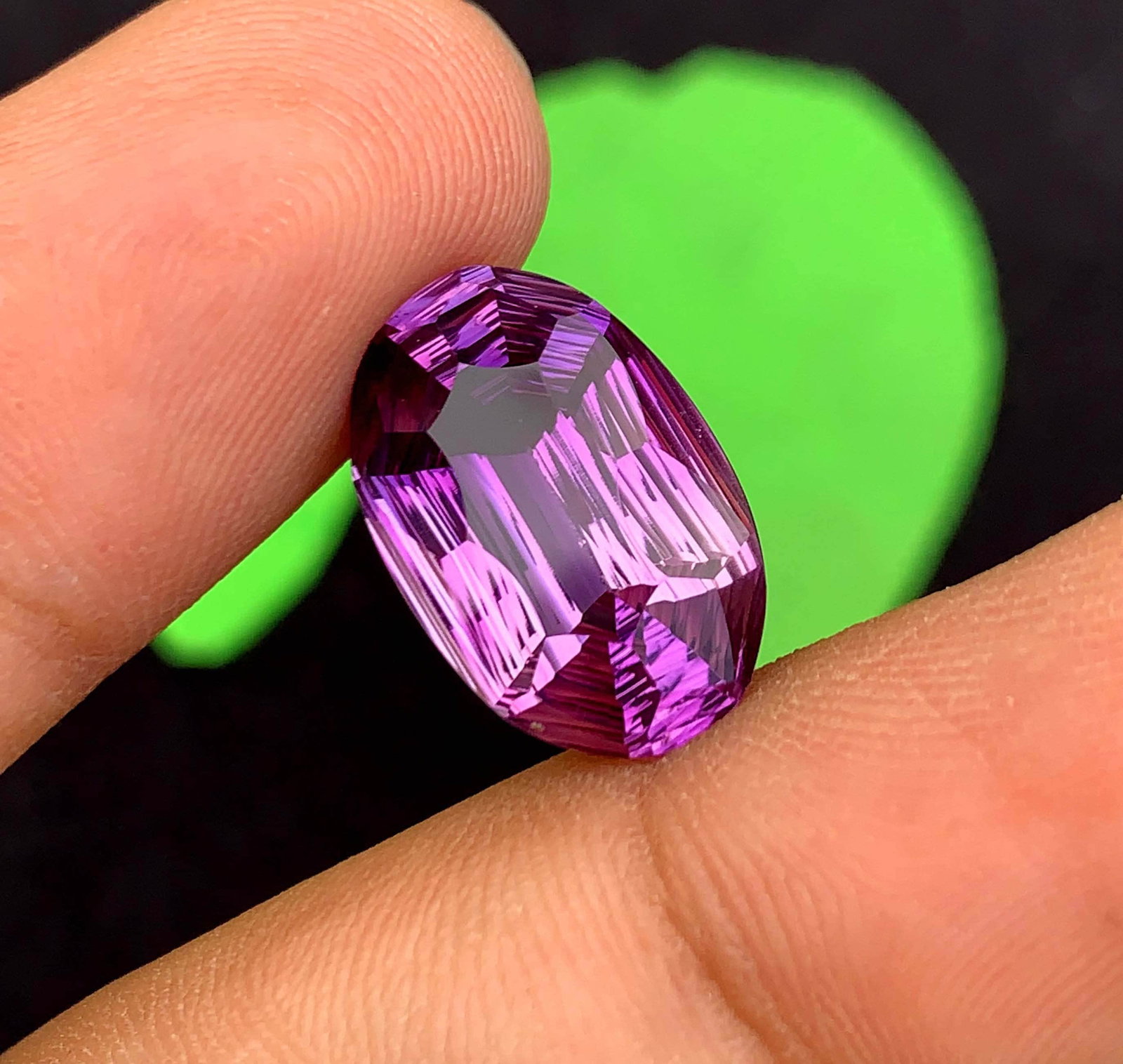 Natural Amethyst Gemstone: Exquisite Fancy Cut, February Birthstone (11.15 Carats) - 6