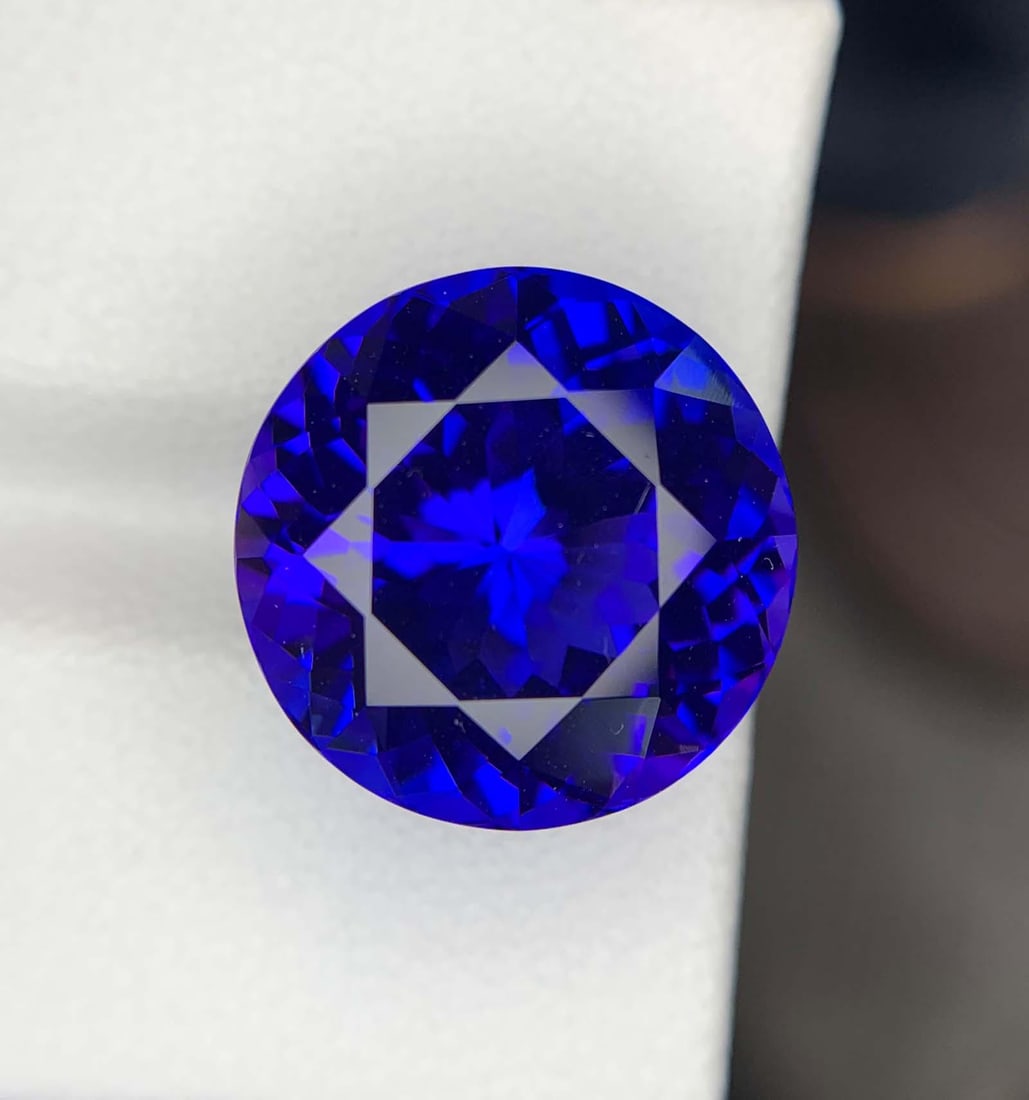 Natural D Block Tanzanite Loose Gemstone Round Shape Ring size For Making Jewelry: Title: Natural D Block Tanzanite Loose Gemstone Round Shape Ring size For Making Jewelry Description: Gemstone: Tanzanite Natural D Block Tanzanite Loose Gemstone Round Shape Ring size For Making Jewe
