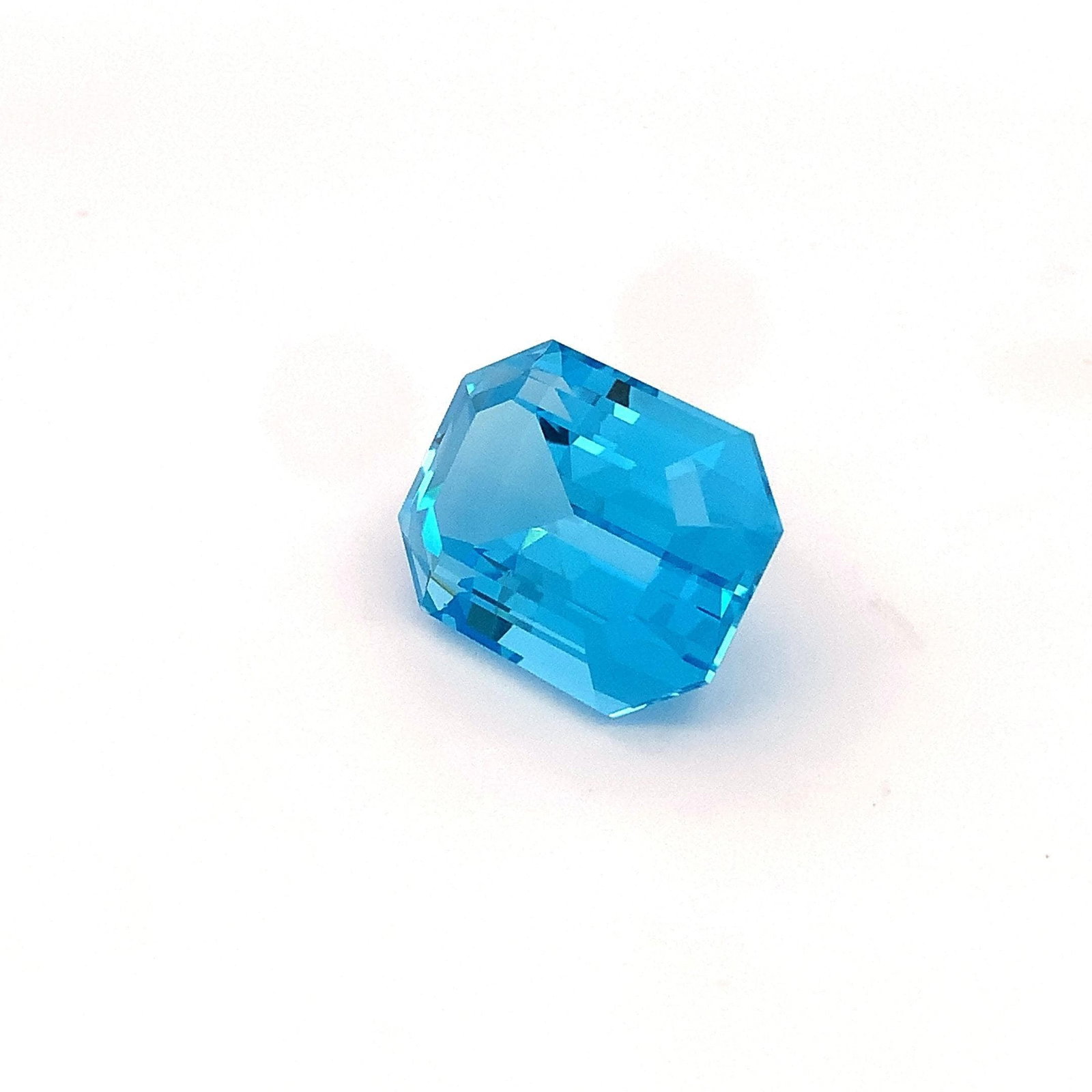 Swiss Blue Topaz Gemstone, Natural Loose Gemstone, Emerald Cut, November Birthstone : 35.36 Carat - 5