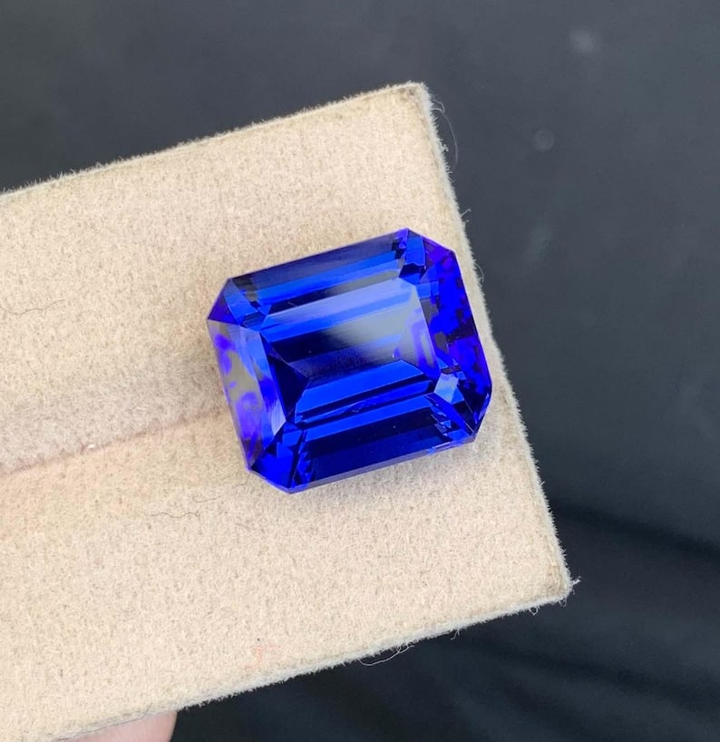 Natural D Block Tanzanite Loose Gemstone Emerald Shape Ring size For Making Jewelry - 3
