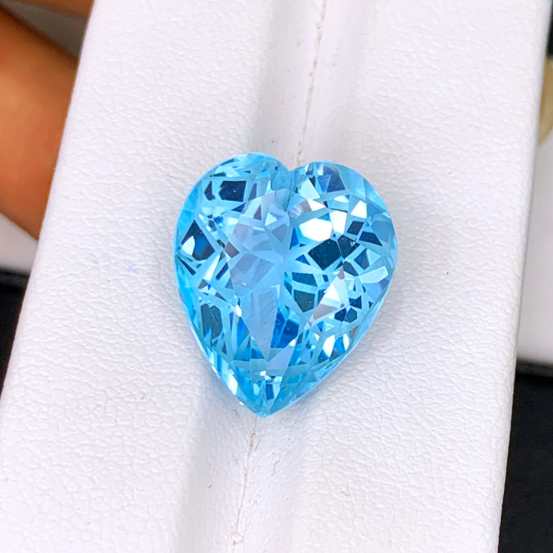 Swiss Blue Topaz Stone, Heart Shape Topaz Gemstone, Flower Cut Topaz - 2