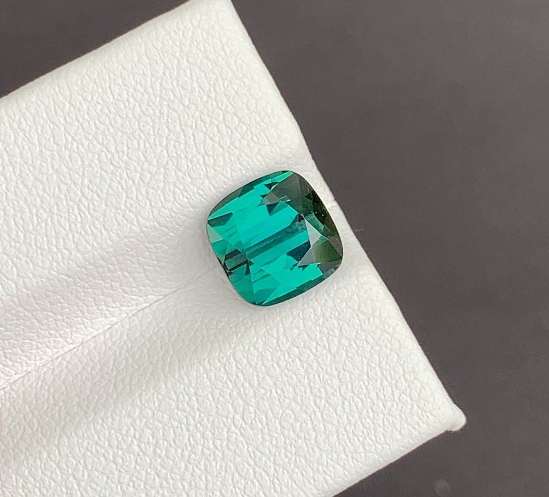 Cyan Blue Tourmaline Gemstone: Natural October Birthstone, Africa (2.73 CT) - 7