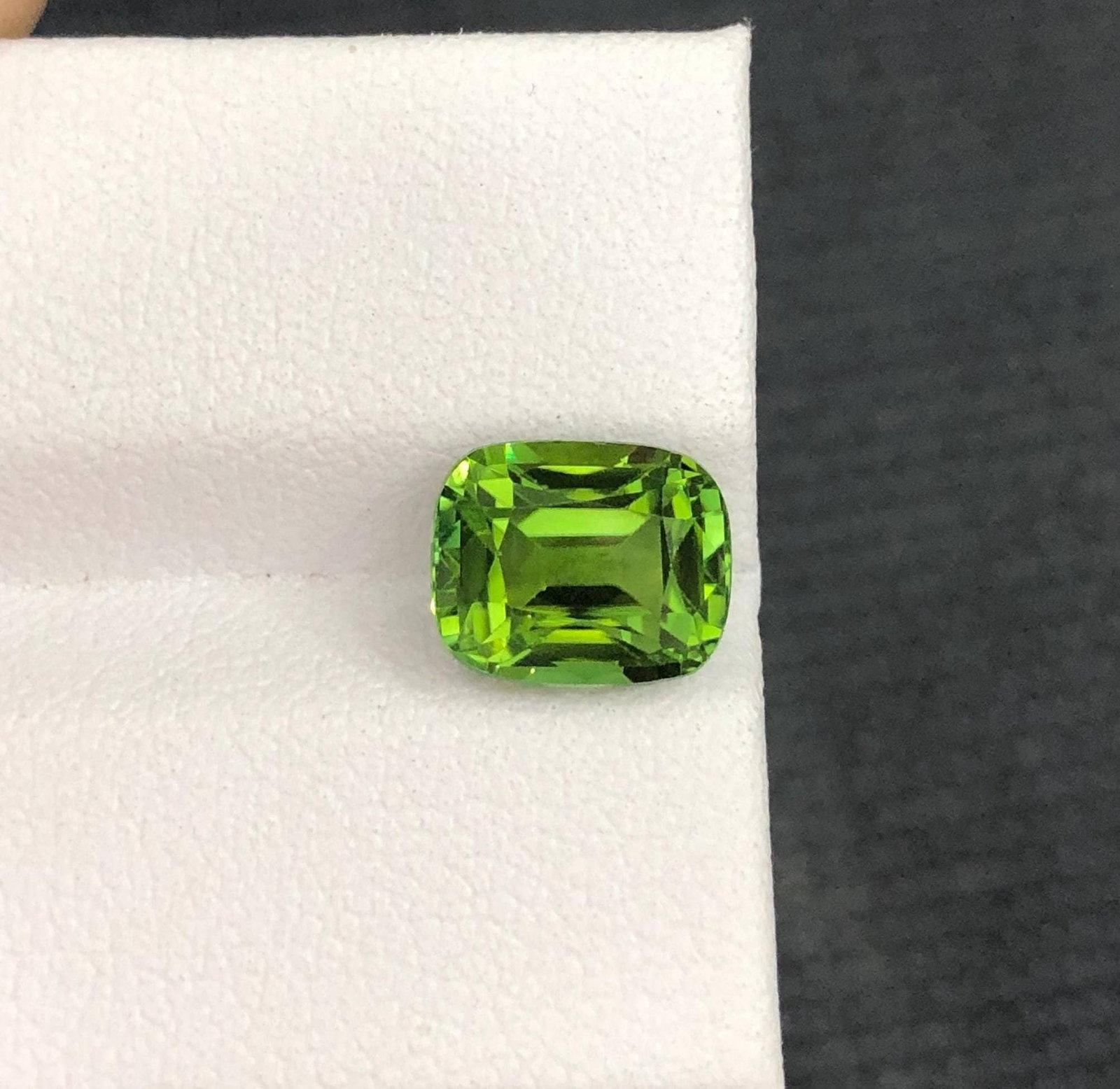 Forest Green Tourmaline Gemstone: 3.07 CT Cushion Cut, Afghanistan: Title: Forest Green Tourmaline Gemstone: 3.07 CT Cushion Cut, Afghanistan Description: Gemstone: Tourmaline Carat weight: 3 Weight : 3.07 CT Dimensions : 8.8 X 7.2 X 6.10 MM Shape : Cushion Clarity : 