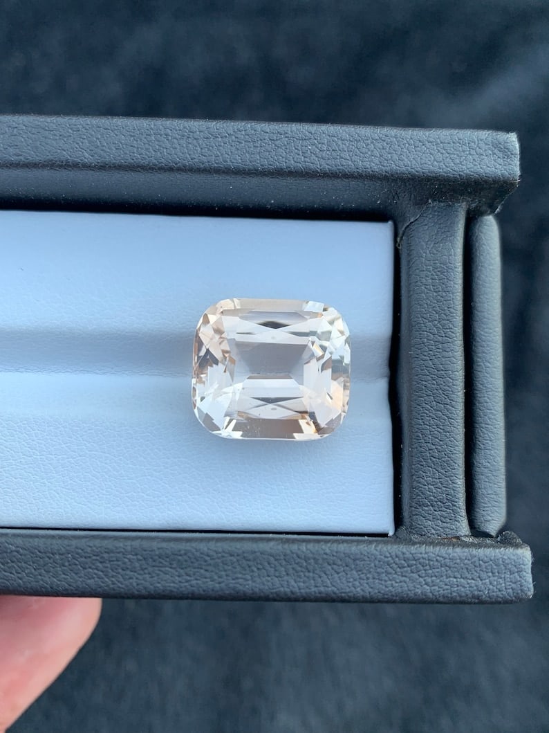 24.70Ct Sherry Topaz Gemstone: Faceted Cushion Cut - 4