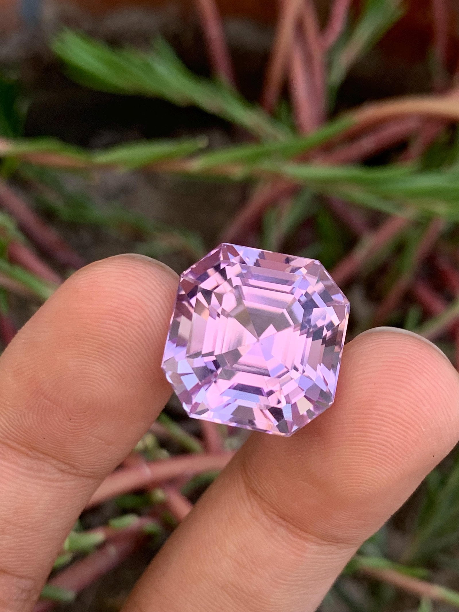 Pink Kunzite Gemstone: 31.30 Carat Asscher Cut, Afghanistan Origin - 14