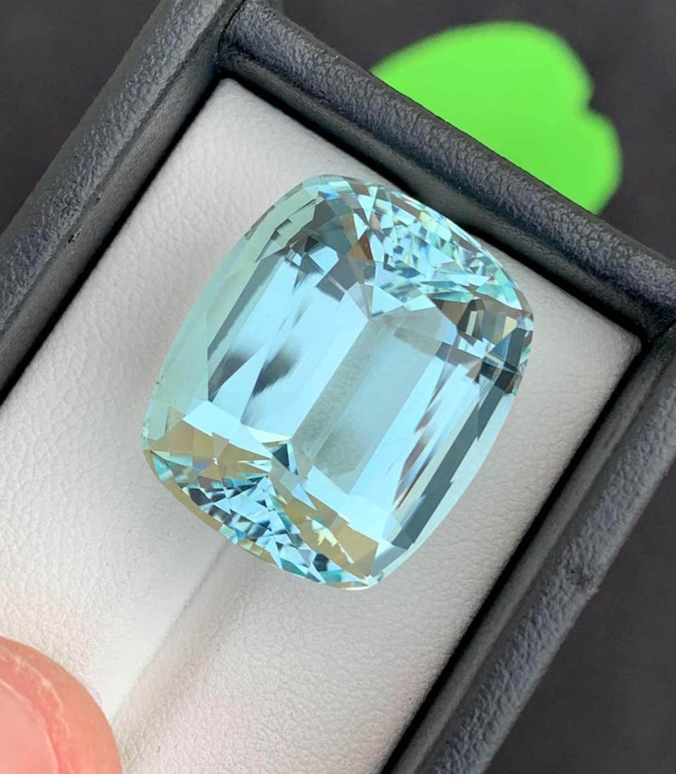 Natural Aquamarine Gemstone: 40.115 Carat Cushion Cut, Pakistan Origin - 12