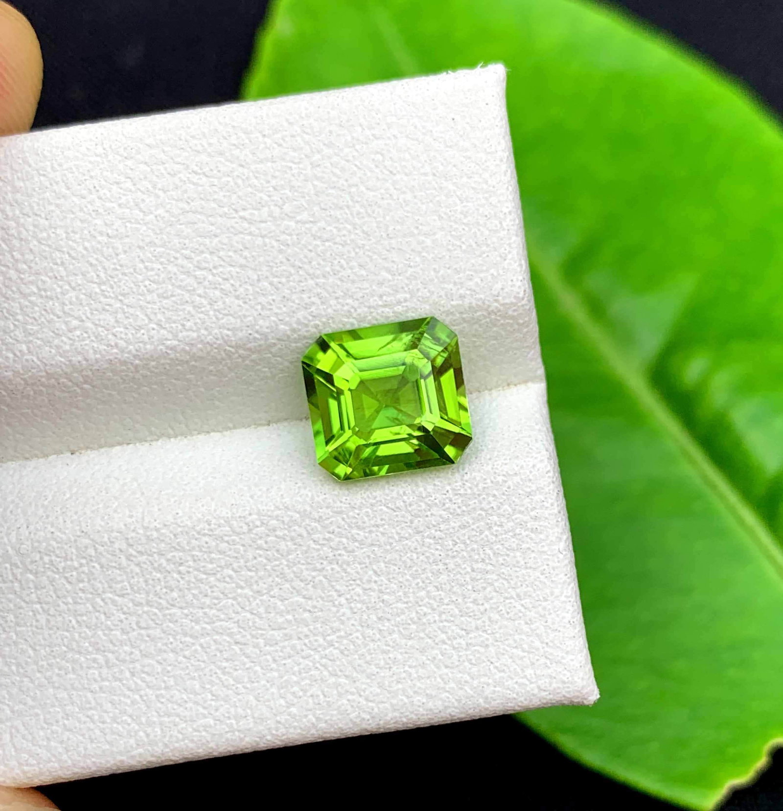 Natural Peridot Gemstone: 2.35 ct Asscher Cut, Pakistan - 8
