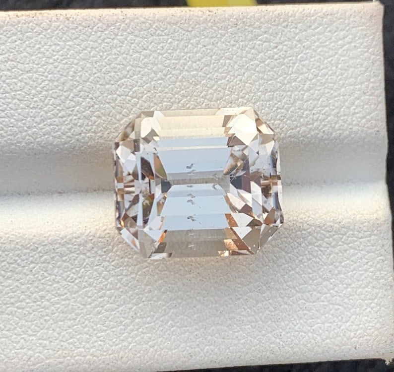 Light Sherry Topaz Gemstone: 17 Carat Emerald Cut Stone - 4