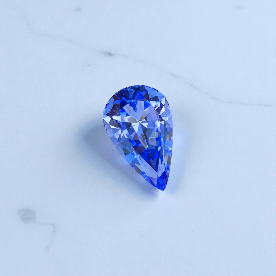 Deep Blue Aquamarine Gemstone, Pear Shape Aquamarine Loose Stone: Title: Deep Blue Aquamarine Gemstone, Pear Shape Aquamarine Loose Stone Description: Dimensions (mm) 19.7 x 12 x 10 mm Weight (cts) 12.3 Treatment Heat Treatment Shape Pear Colours Description Deep
