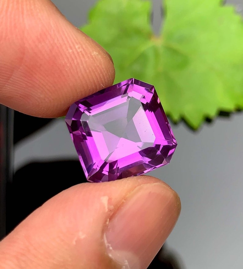 Asscher Cut Amethyst Gemstone: Natural February Birthstone (10.80 Carat) - 3