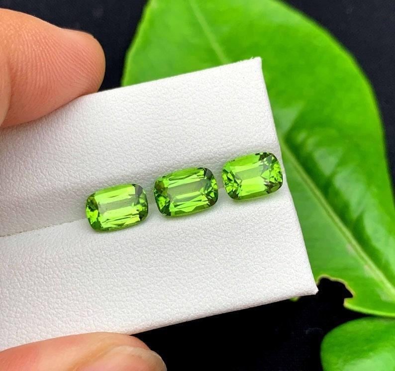 Natural Peridot Gemstone Lot: Green Cushion Cut, August Birthstone, Pakistan Origin - 9
