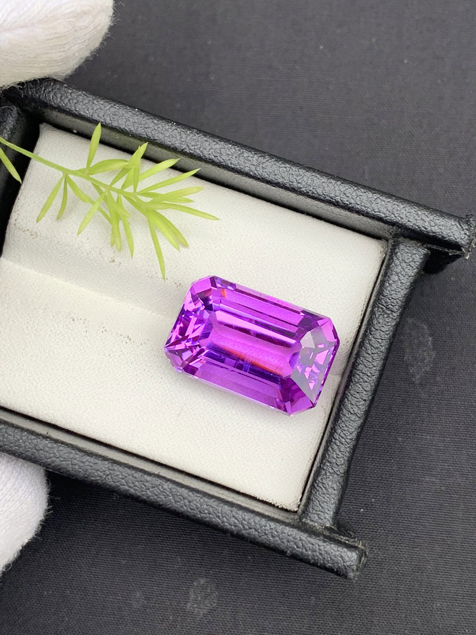 Emerald Cut Amethyst Gemstone: Natural Loose Stone, 14.70 Carats - 8