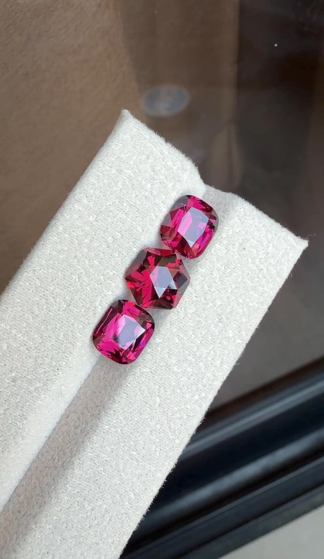 8.91 Carat Purplish Pink Garnet Gemstones, Garnet Stones Set Earrings Jewelry (1 of 11)