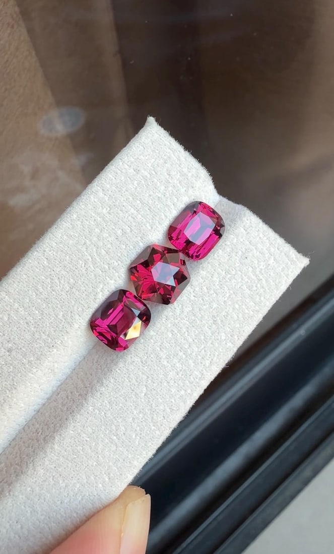8.91 Carat Purplish Pink Garnet Gemstones, Garnet Stones Set Earrings Jewelry - 8