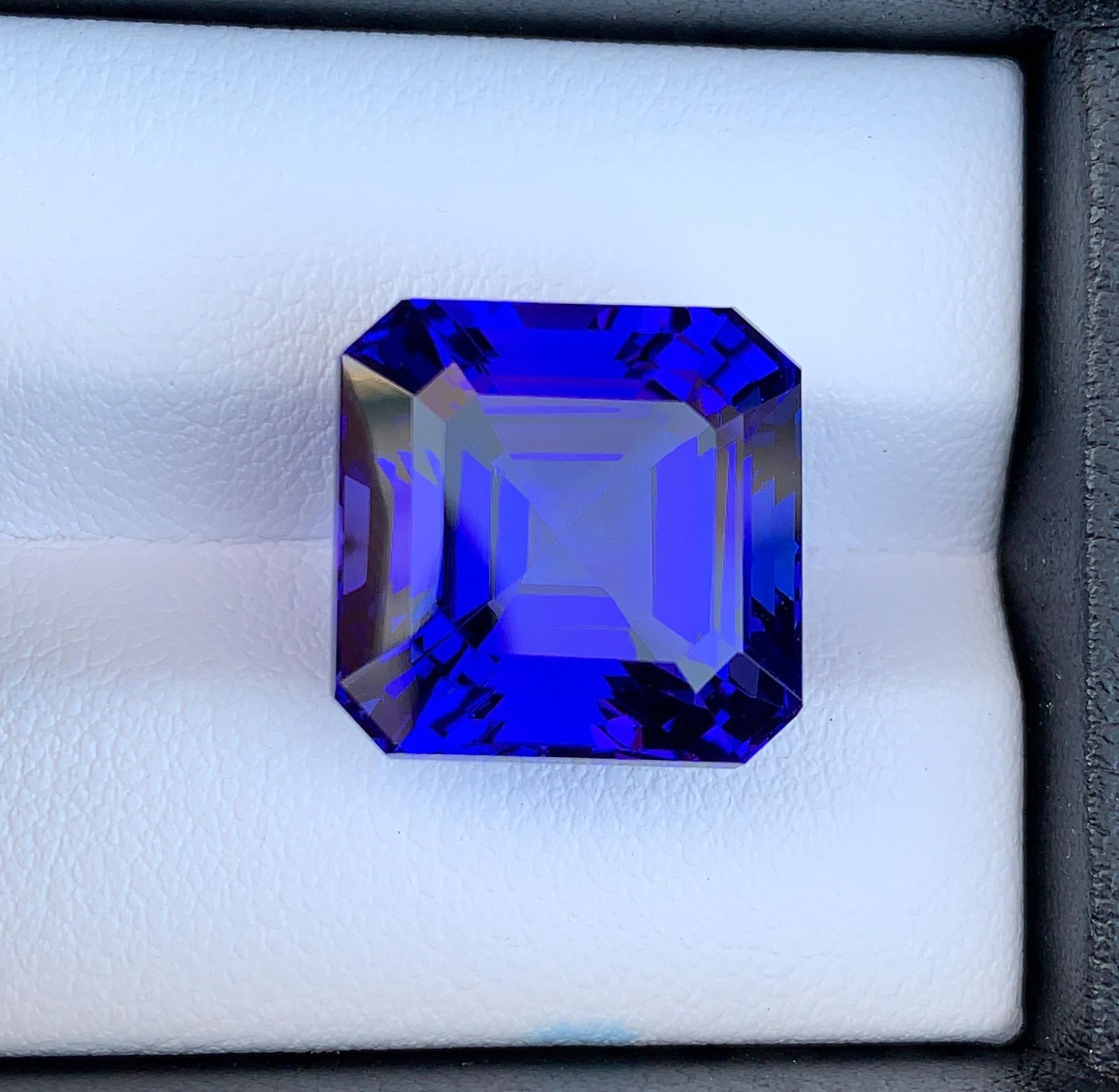 Natural AAA Tanzanite Loose Gemstone Asscher Shape For Making Jewelry 20.50 CTs - 10