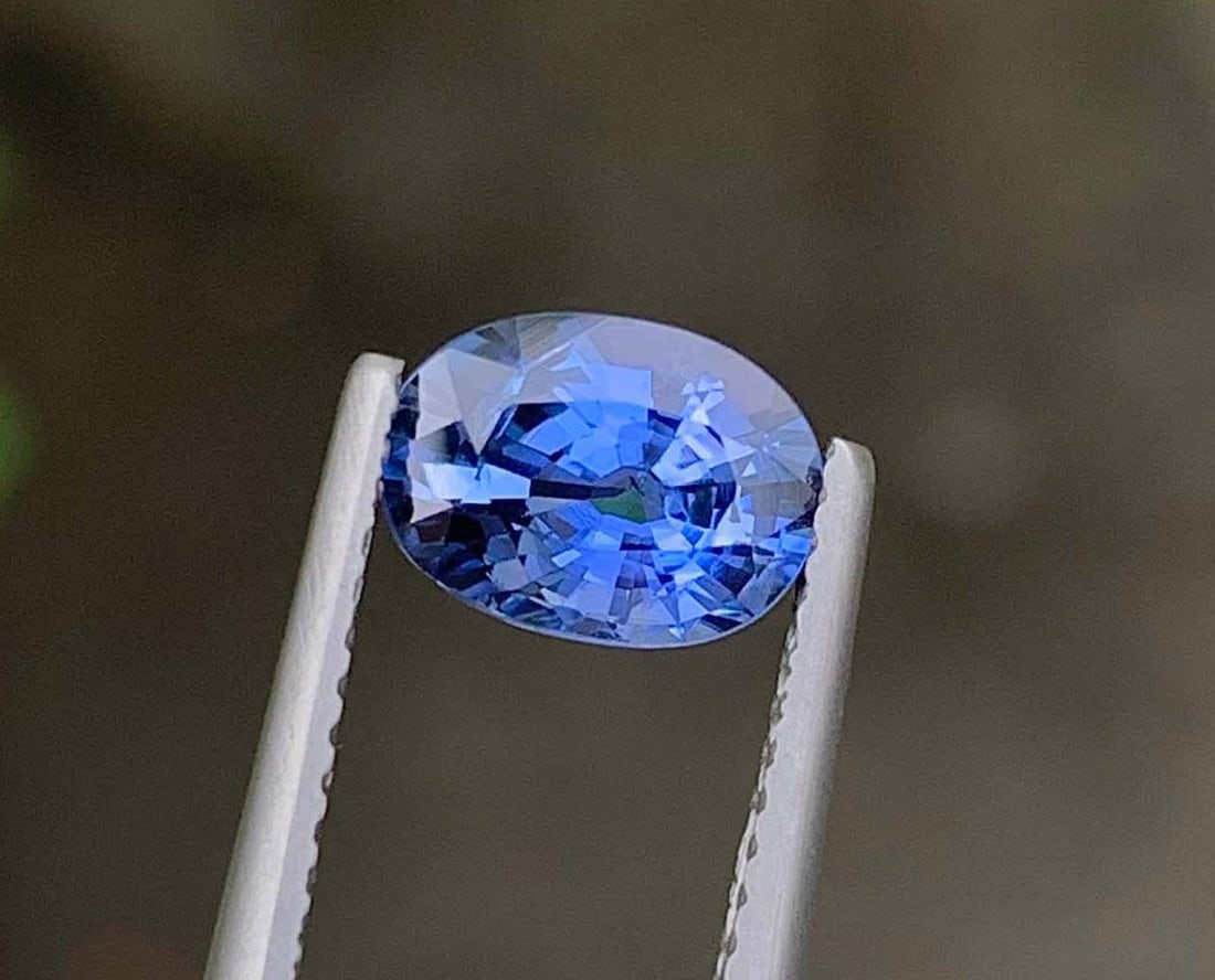 AIG Certified Faceted Blue Sapphire: 1.56 Carat Oval Cut Gemstone: Title: AIG Certified Faceted Blue Sapphire: 1.56 Carat Oval Cut Gemstone Description: Gemstone: Sapphire AIG Certified Natural Sapphire Faceted Loose Blue Color Sapphire Oval Cut For Jewellery Making 