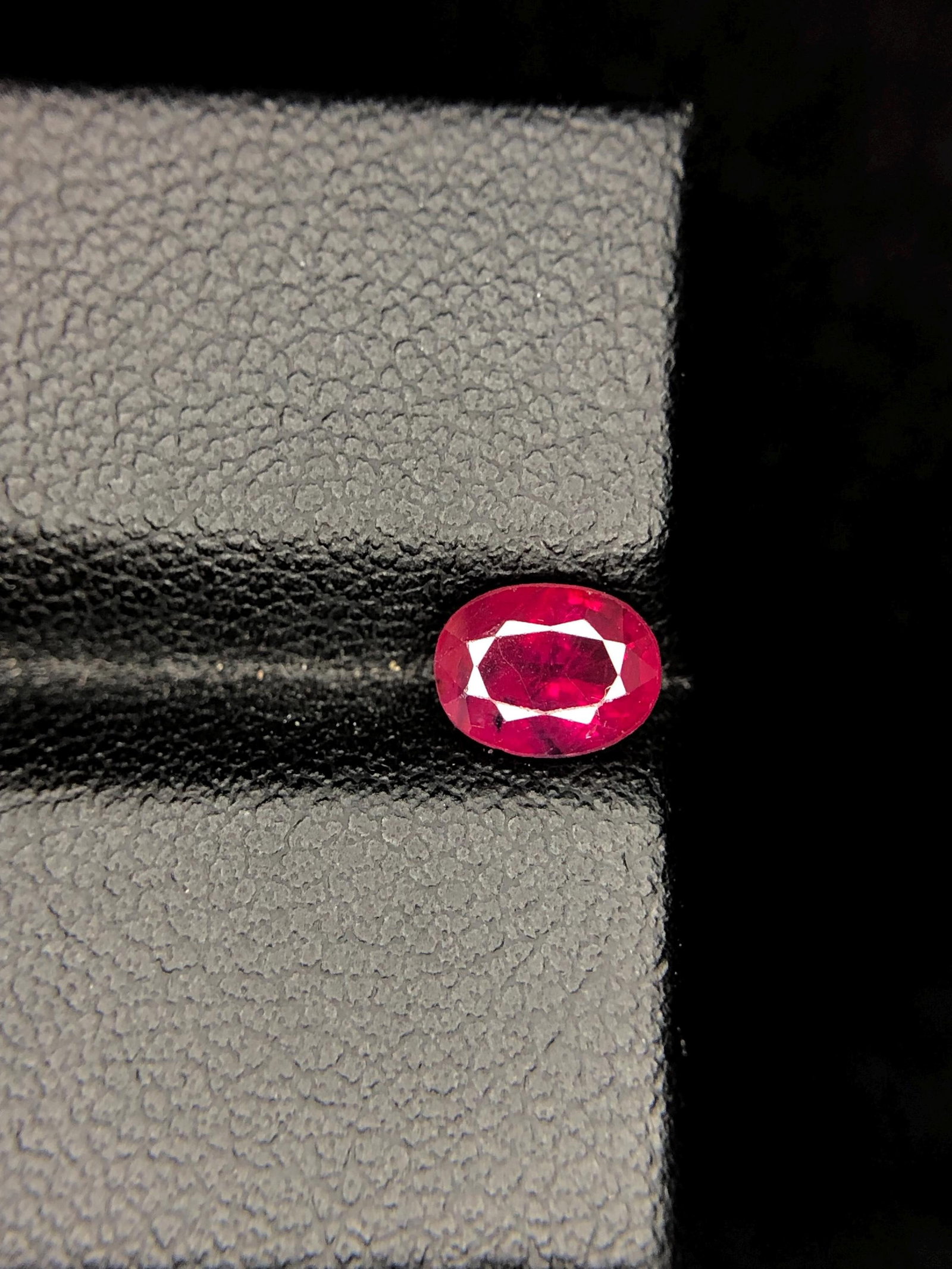Vivid Red Ruby Gemstone: 1 Carat Oval Mozambique Ruby (1 of 17)