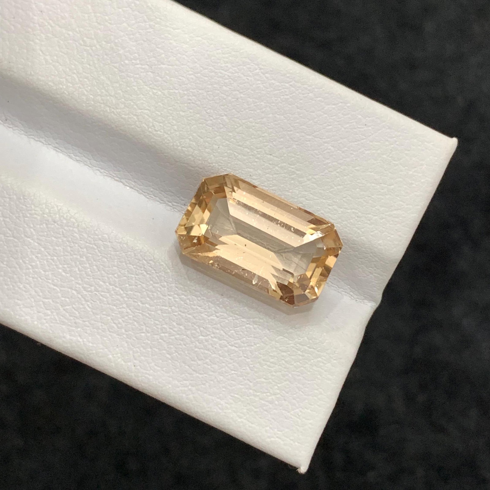 Golden Topaz Gemstone: 10.35 Carat Emerald Cut, Skardu Origin - 4