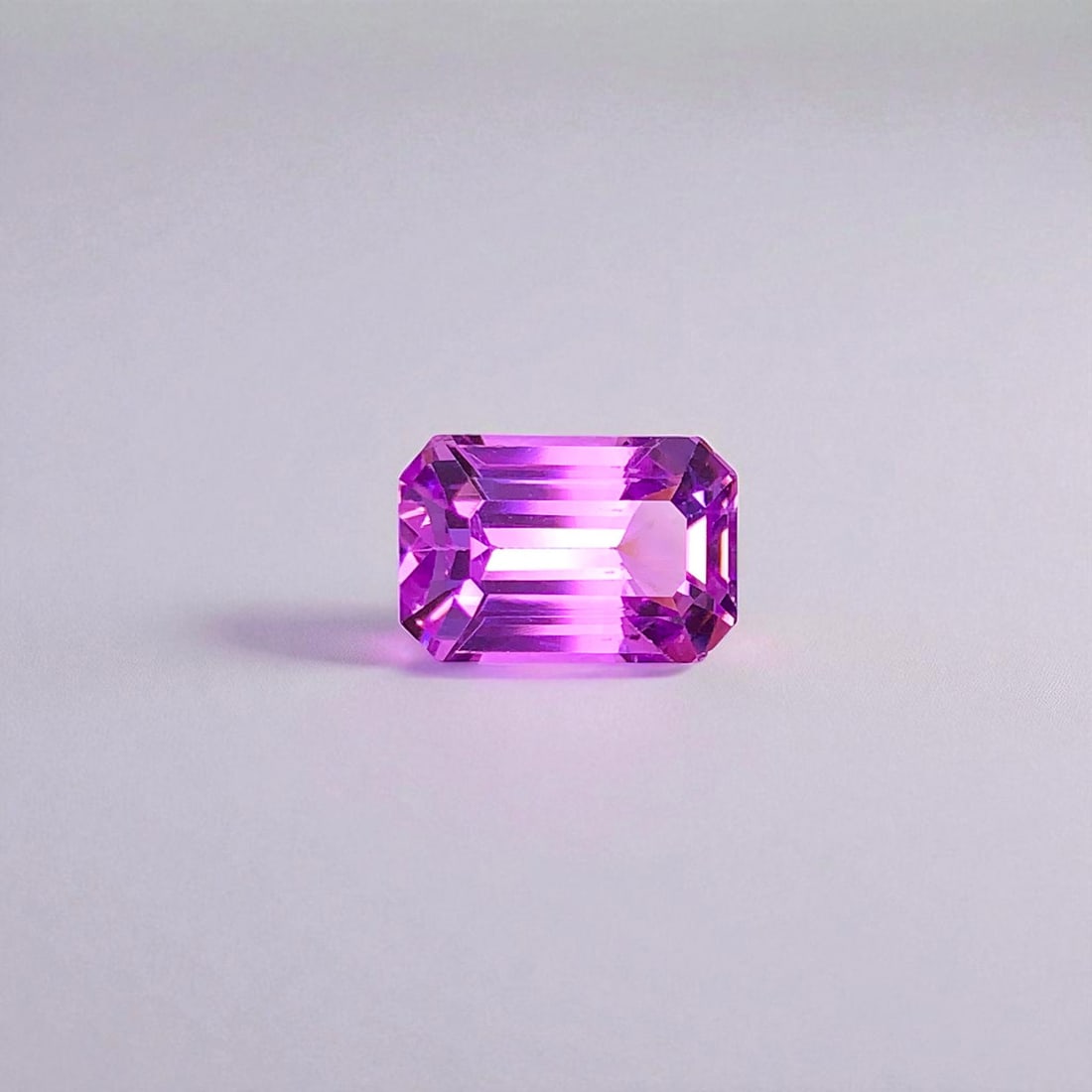 Pink Kunzite Ring Stone, Natural Kunzite Gemstone For Jewelry Making: Title: Pink Kunzite Ring Stone, Natural Kunzite Gemstone For Jewelry Making Description: Dimensions (mm) 11.7 x 8 x 8 mm Weight (cts) 6.7 Emerald Colours Description Pink Kunzite Ring Stone, Natural K