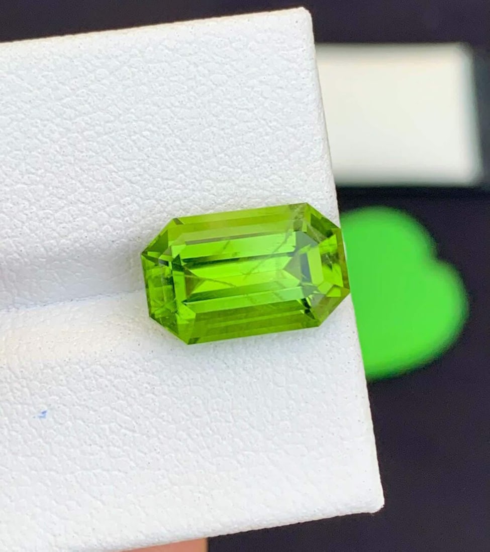 Natural Peridot Gemstones, Top Color Emerald Cut Peridot Loose Gemstone From Pakistan, August - 7