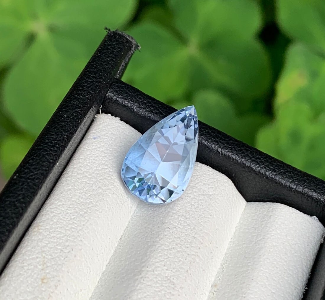 Santa Maria Blue Aquamarine Gemstone: 4.15 Carat Pear Cut - 9