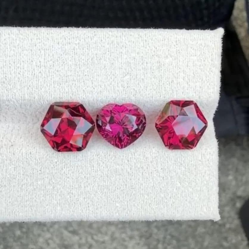 Purplish Pink Garnet Gemstones Fancy Octagon & Heart Shape, Tanzania Tanga Mine - 9.27 Carat (1 of 9)