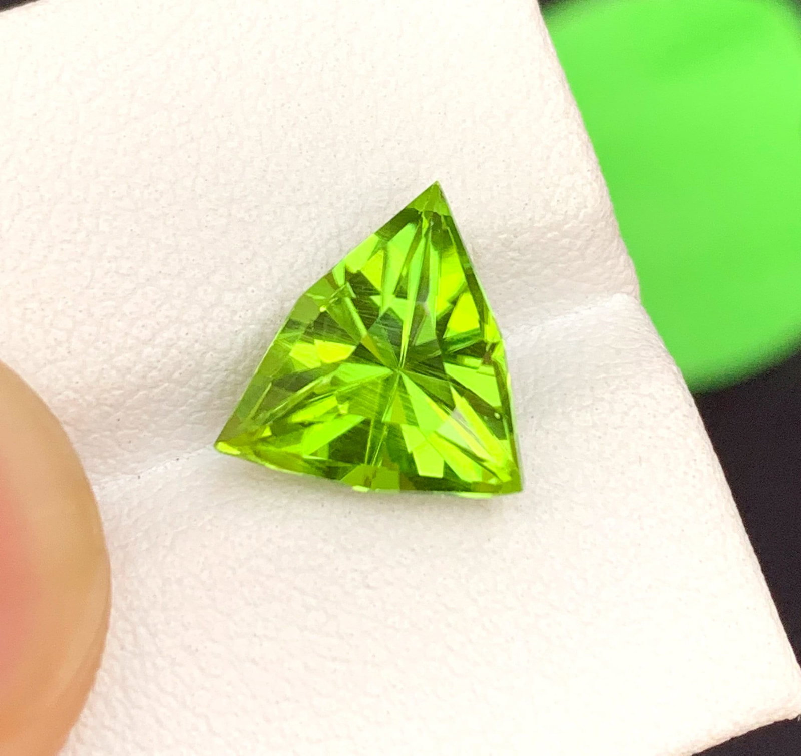 Natural Peridot Gemstone: 3.50 Carat Fancy Cut Loose Stone - 4