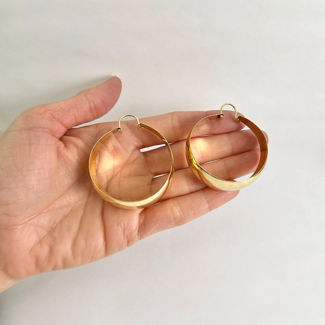 Vintage 1960's Italian Big Hoop Earrings 18K Yellow Gold, 2 Inches, 14.15 Grams - 3