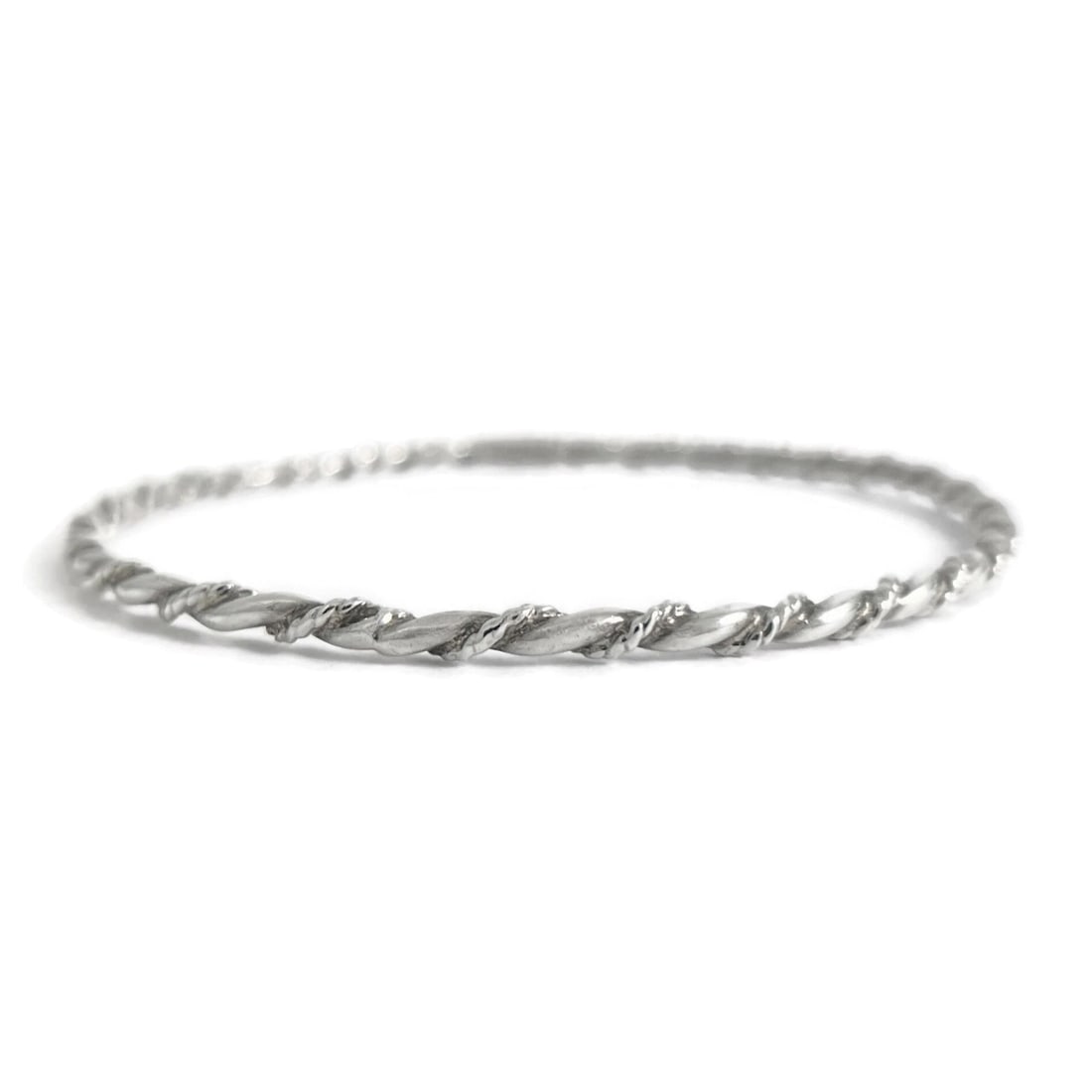 Vintage Twisted Bangle Bracelet Sterling Silver, 8.25 Inches, 9.20 Grams (1 of 9)