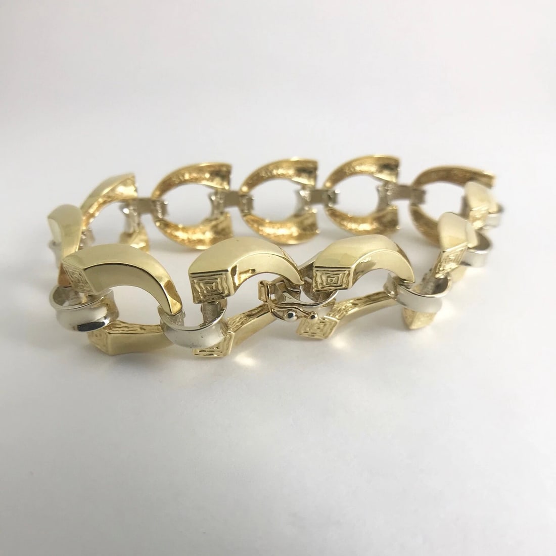 Vintage 1940's Two-Tone Horseshoe Chain Link Bracelet 18K Yellow Gold, 36.71 Gr - 10