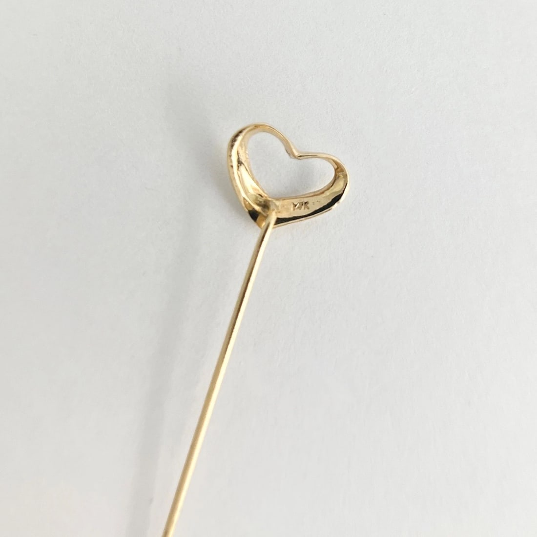 Vintage 1970's Open Heart Lapel Stick Pin 14K Yellow Gold, .92 Grams - 9