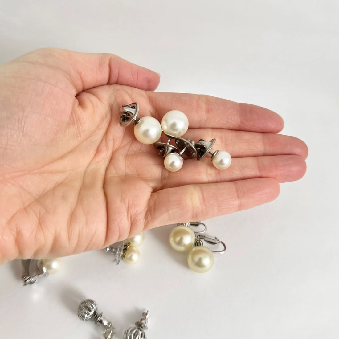 Vintage Estate Mixed Jewelry Lot, Pearls Gold-Plated More, 8 Pieces, 33.04 Grams - 11