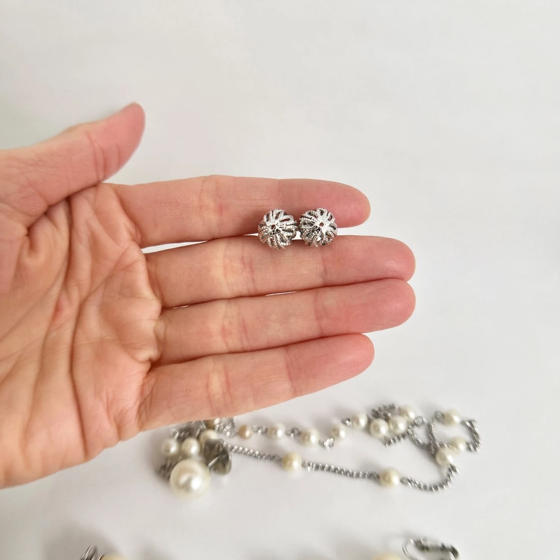 Vintage Estate Mixed Jewelry Lot, Pearls Gold-Plated More, 8 Pieces, 33.04 Grams - 7
