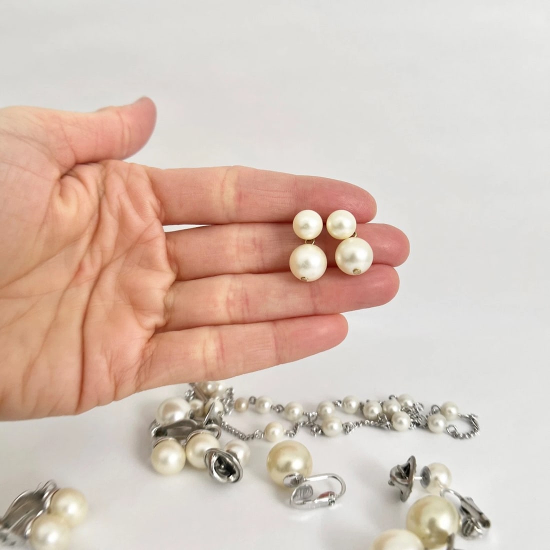 Vintage Estate Mixed Jewelry Lot, Pearls Gold-Plated More, 8 Pieces, 33.04 Grams - 9