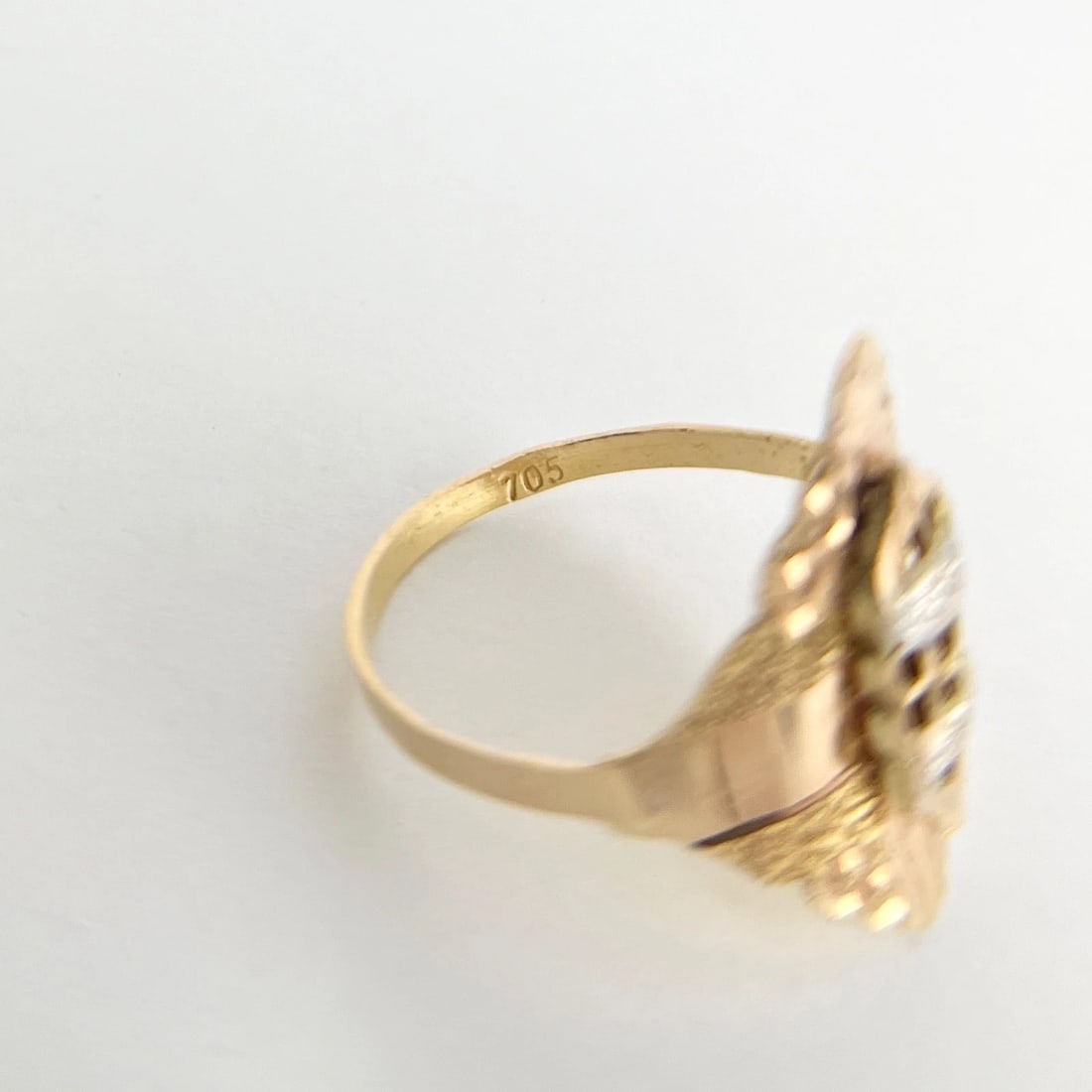Vintage Filigree Textured Statement Ring 15K Yellow Gold, 2.10 Grams - 8