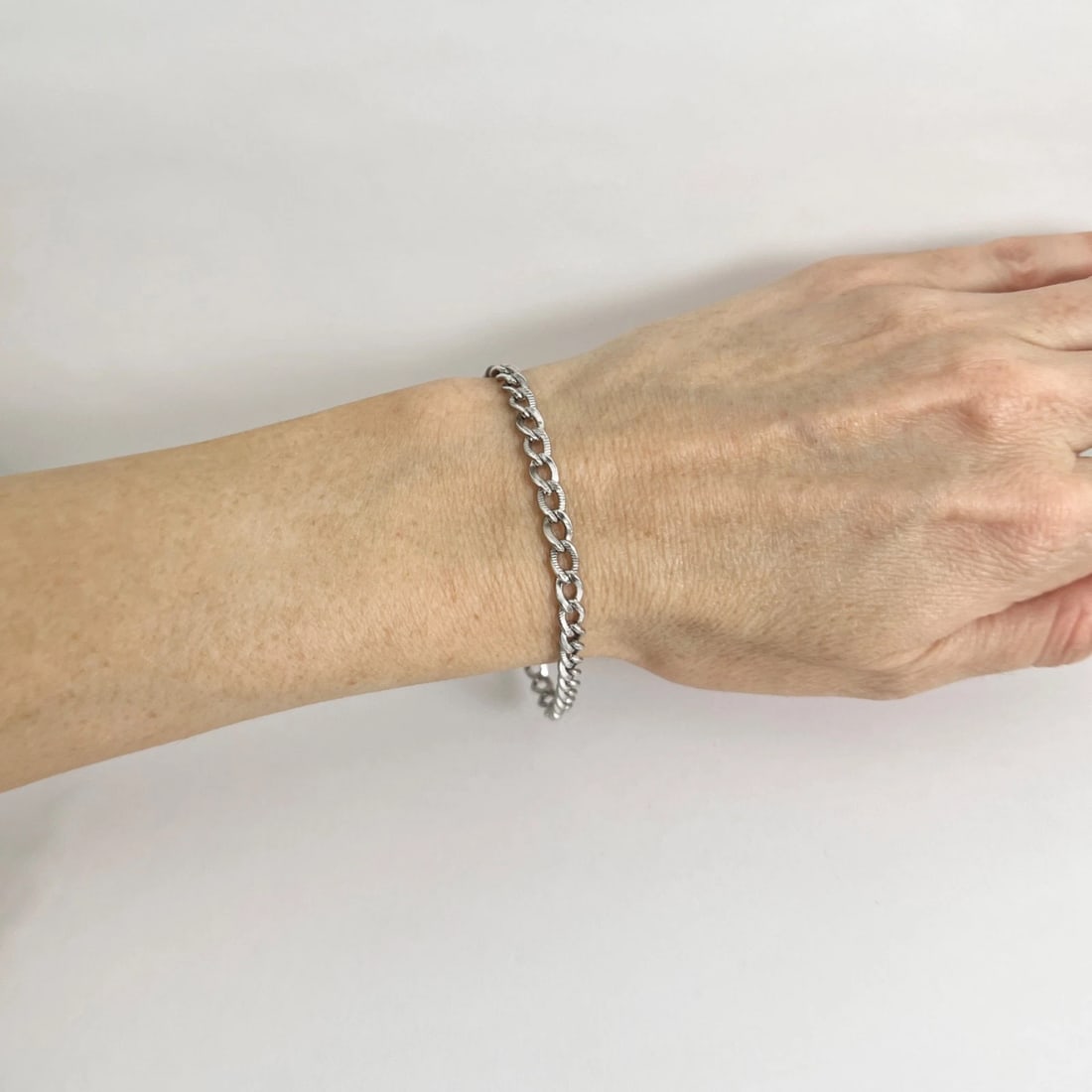 Vintage Open Curb Chain Link Bracelet Sterling Silver, 7.25 Inches, 6.57 Grams - 4