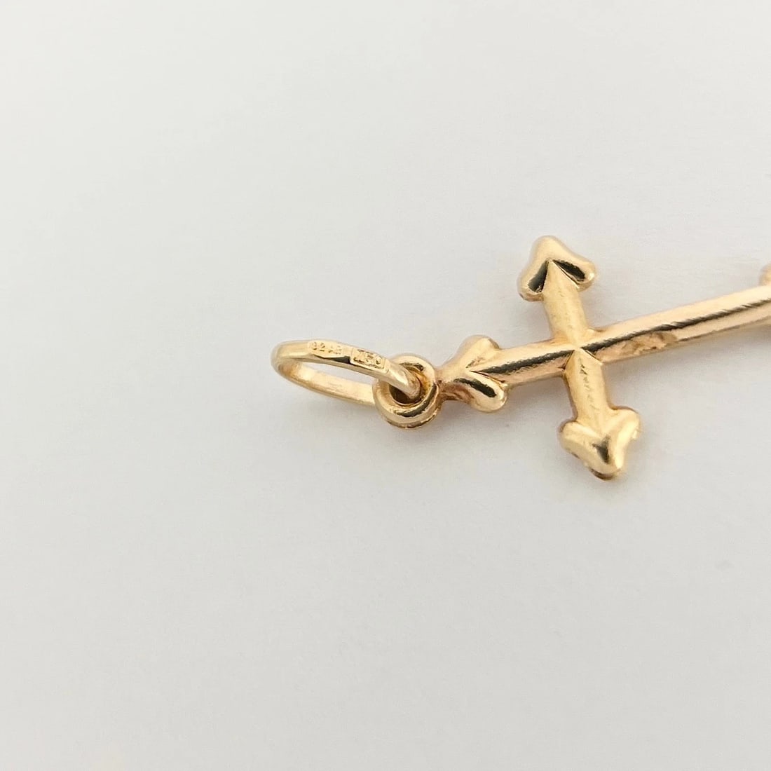 Vintage Cross Religious Pendant Charm 18K Yellow Gold, 1.19 Grams - 8
