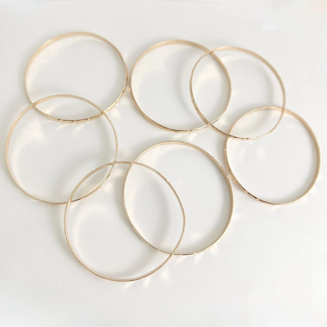 Vintage Set of 7 Stackable Bangle Bracelets 14K Yellow Gold, 38.96 Grams - 11