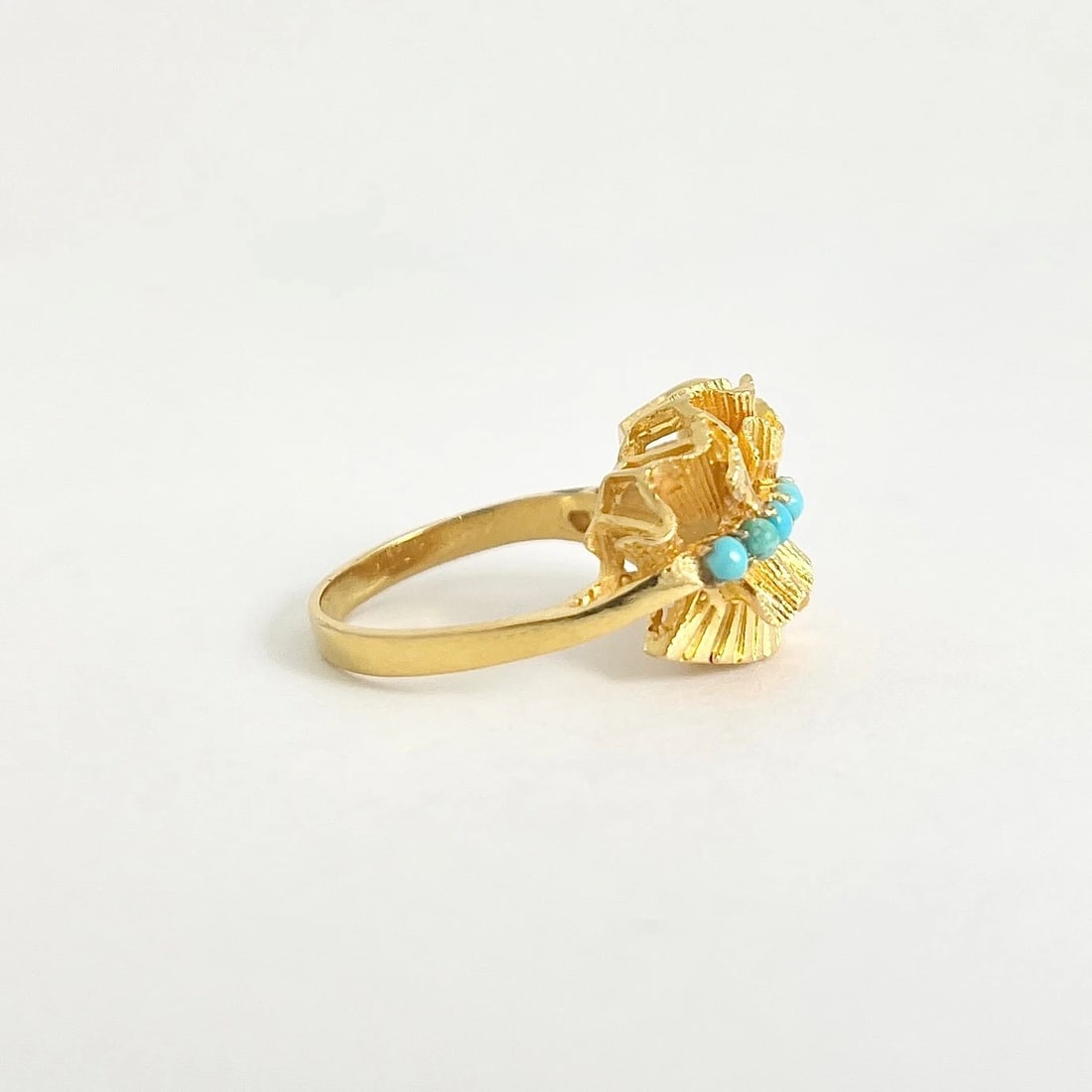Vintage 1950's Cabochon Turquoise Ribbon Cocktail Ring 18K Yellow Gold, 5.87 Gr - 7