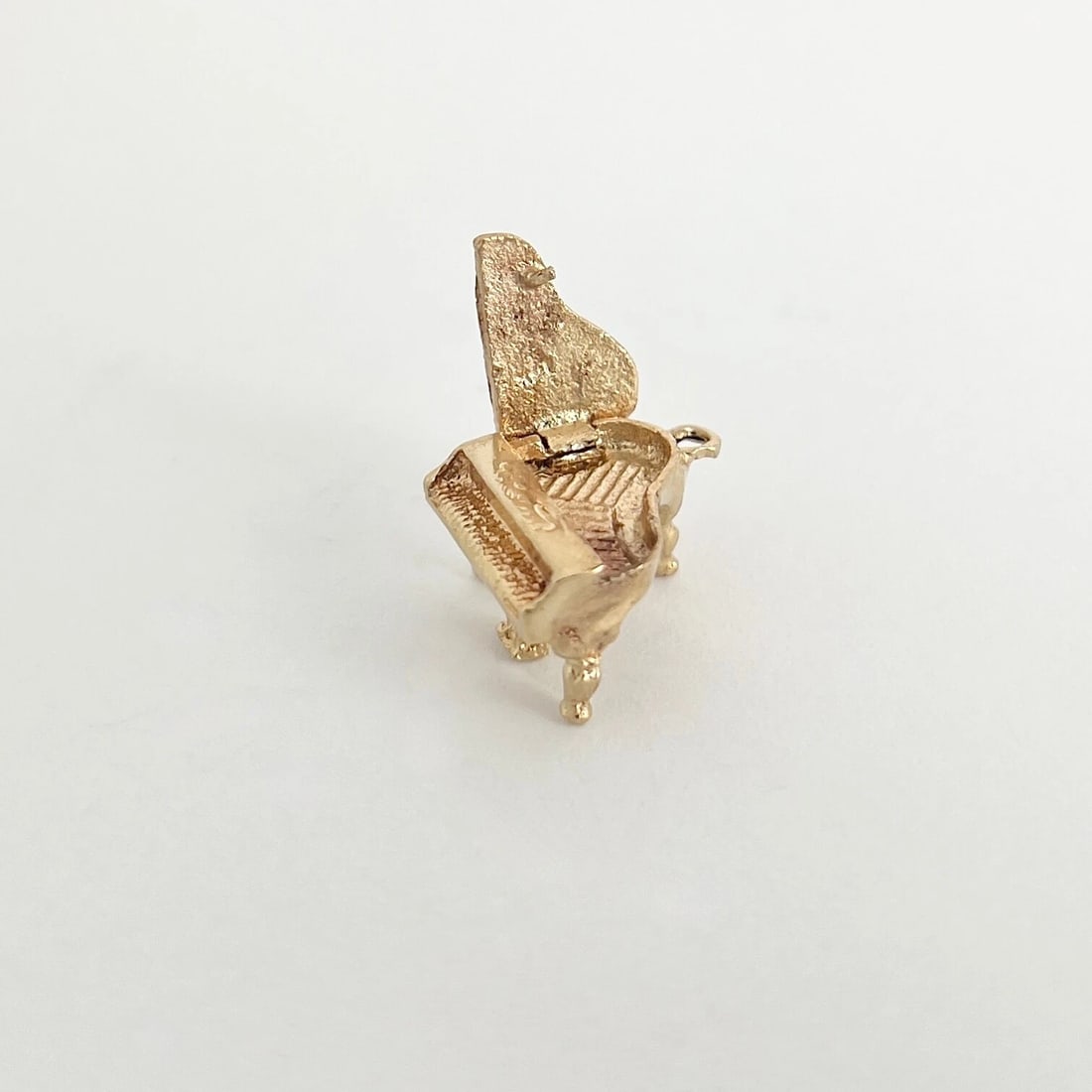 Vintage 1950's Grand Piano Musical Movable Charm 12K Yellow Gold, 3.27 Grams - 3