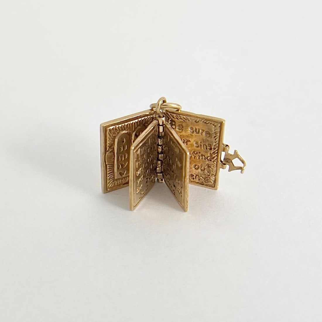 Vintage 1950's Holy Bible Movable Charm 12K Yellow Gold, 5.65 Grams - 3