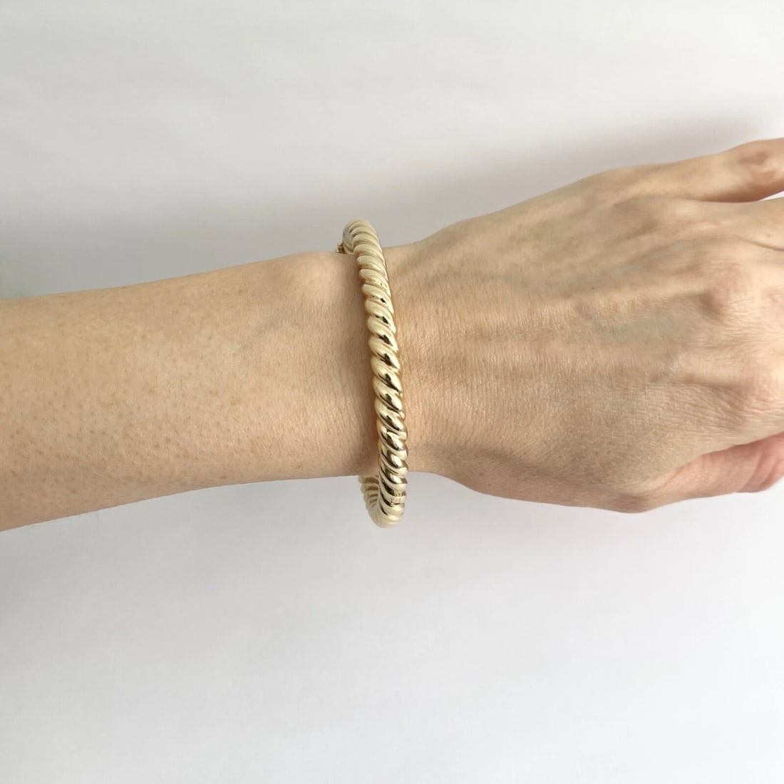 Vintage Italian Twisted Rope Bangle Bracelet 14K Yellow Gold, 32.36 Grams - 4