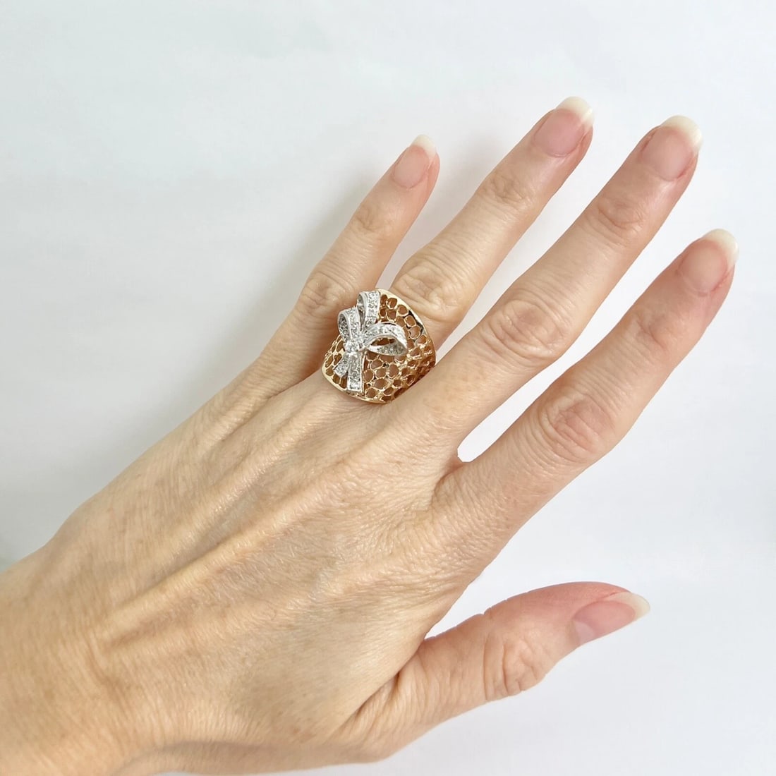 Vintage Two-Tone Diamond Bow Filigree Long Ring 14K Yellow White Gold, 8.49 Gram - 4
