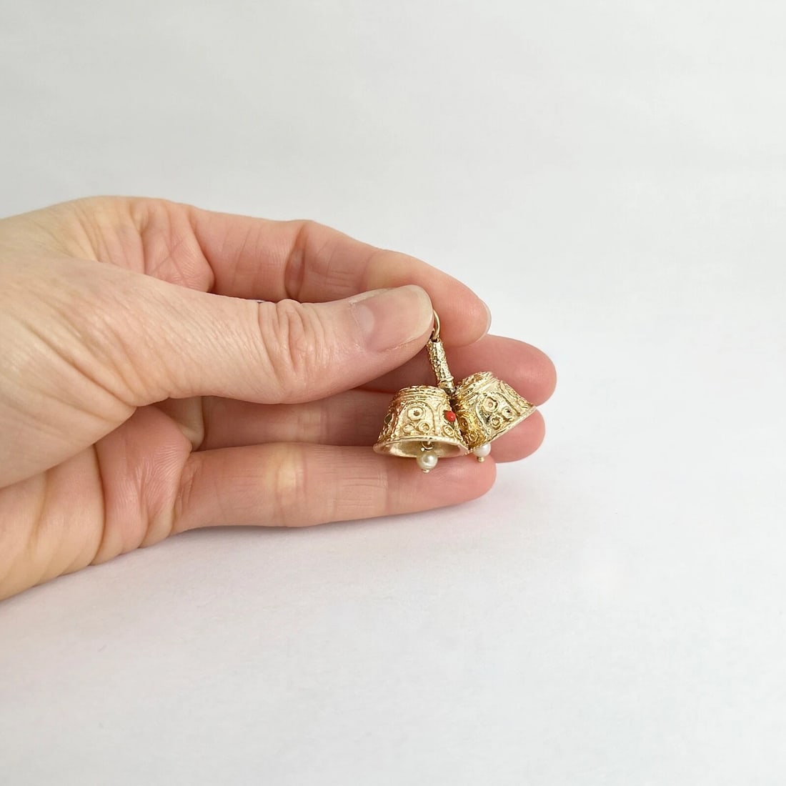 Vintage 1960's Pearl Coral Two Wedding Bells Charm 14K Yellow Gold, 10.86 Grams - 3